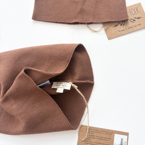 The simple folk knit beanie & scarf set - Picture 6 of 6